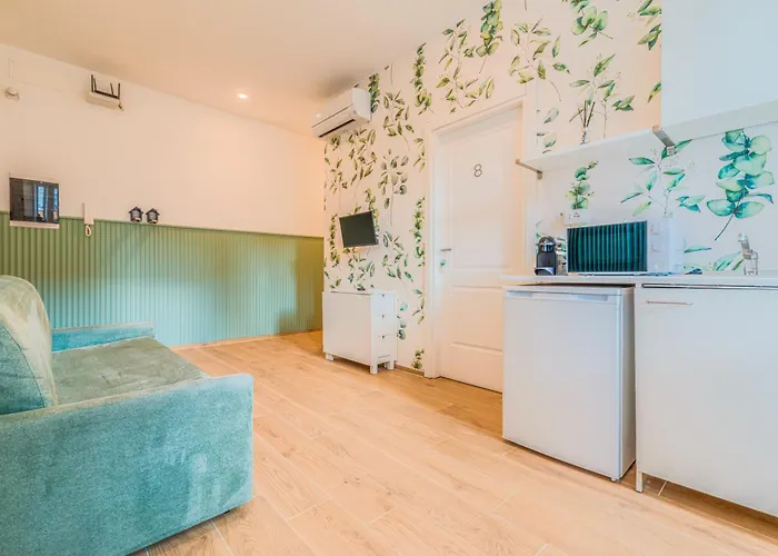 At St. Peter Rooms&apartment Guest house