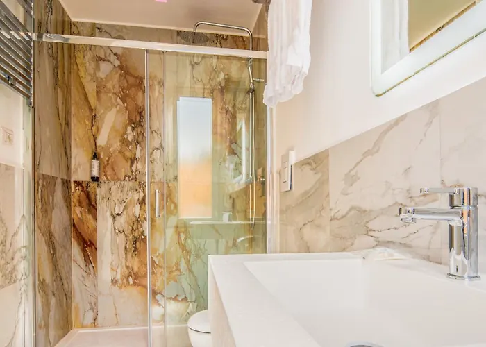 At St. Peter Rooms&apartment Rome